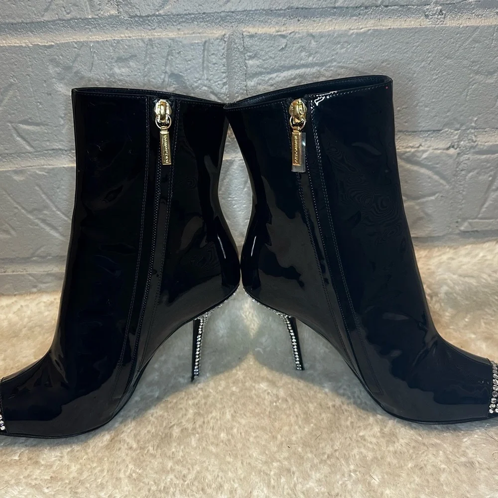 New Dolce & Gabbana Patent Leather Crystal Toe Booties Size 36.5